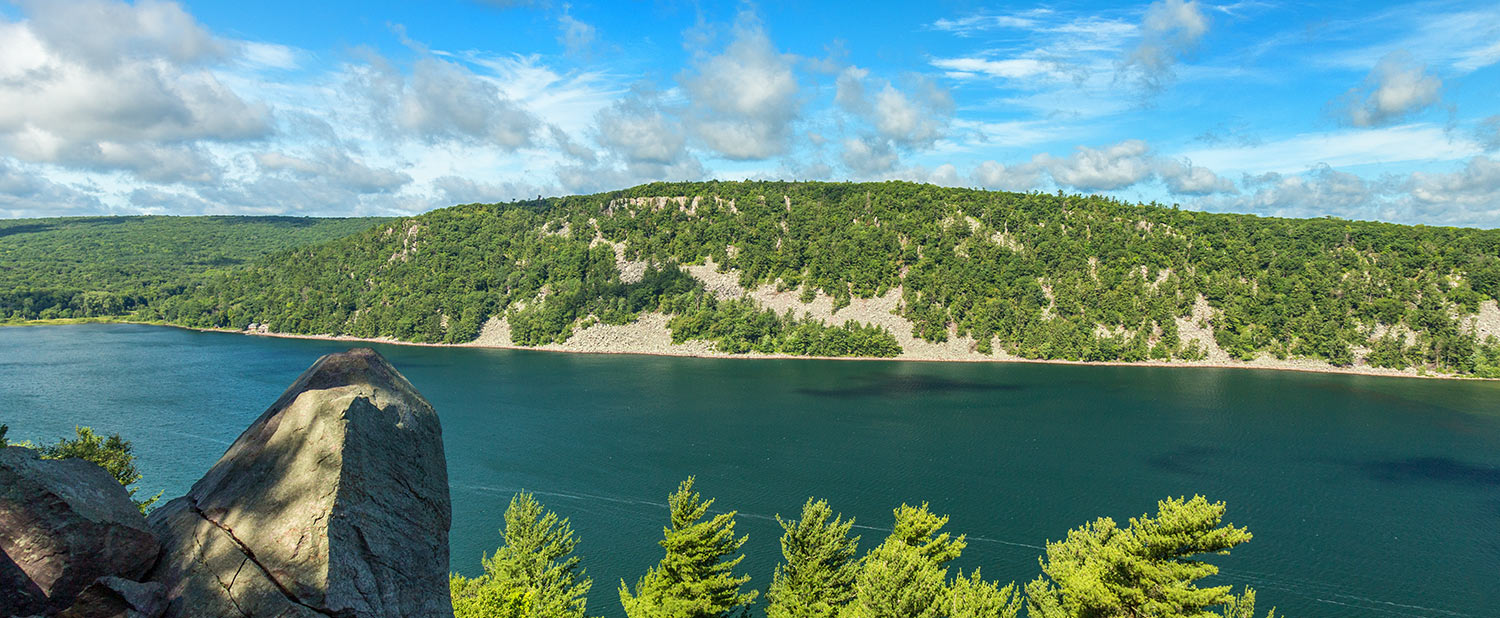 best trails in devil's lake state park